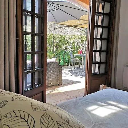 Apartment 2 Pieces + Terrasse Entoure De Verdure Vence